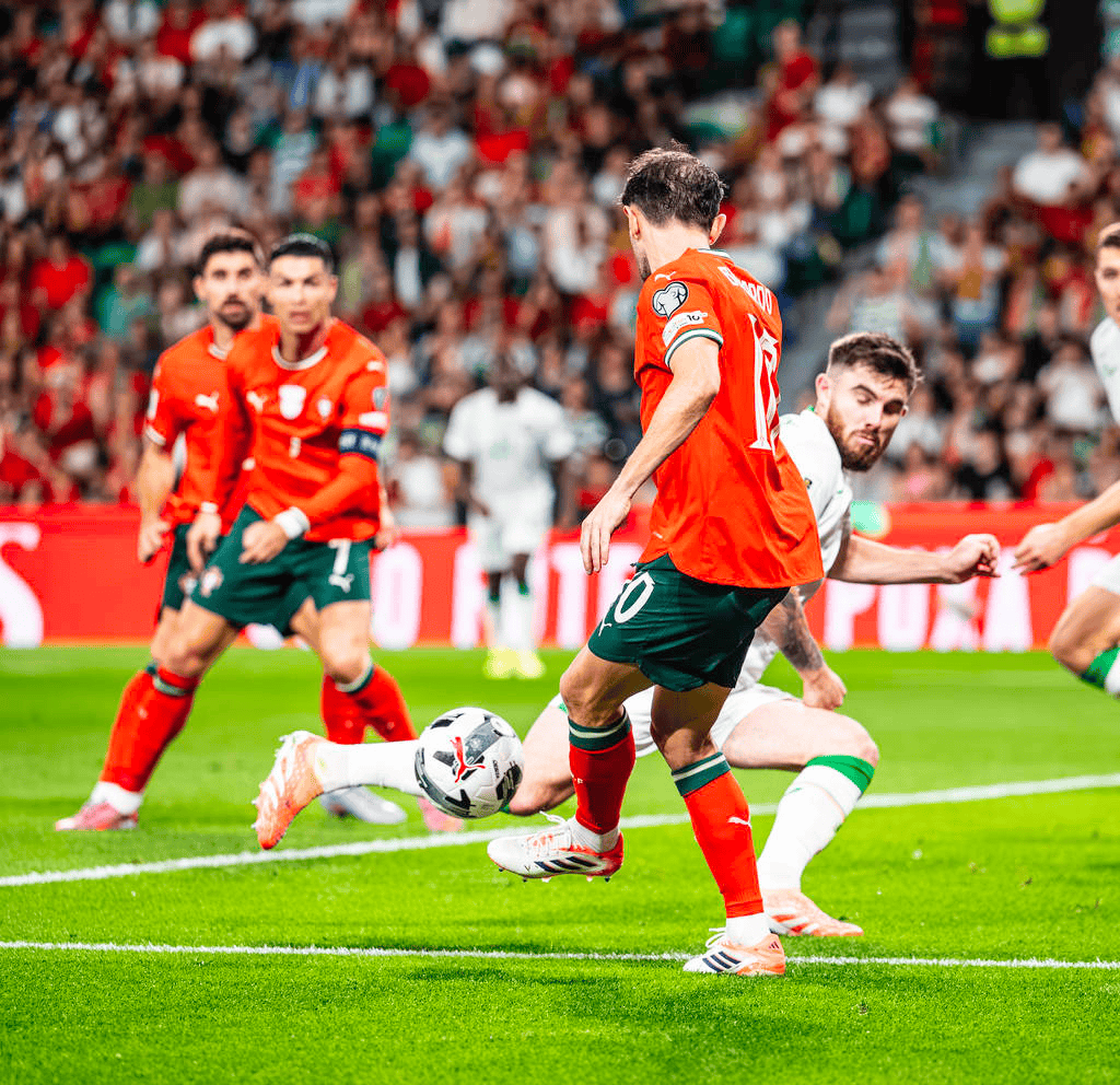 包含国际比赛日葡萄牙体育单刀错失：欧冠节点到来，媒体盛赞，赛程密集仍需轮换的词条-爱游戏